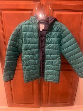 Amazon Essentials Puffer Jacket size large